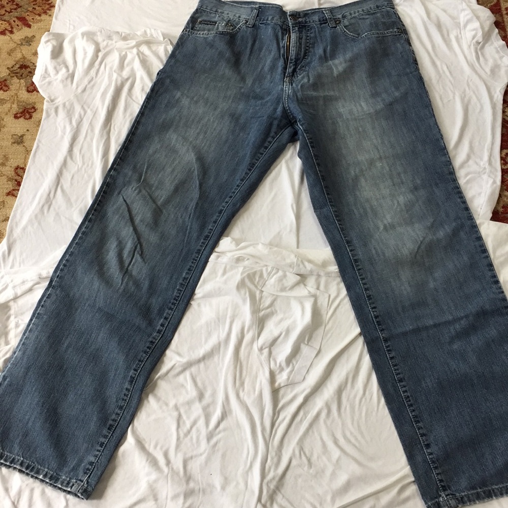 Calvin Klein Blue Jeans: 34Wx31L